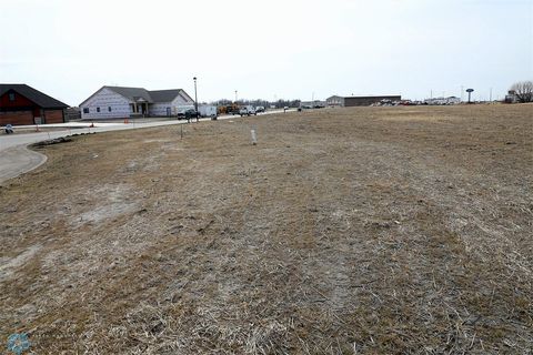 Vacant Land For Sale - 1752 Magnolia Court<br/> Wahpeton, ND 58075