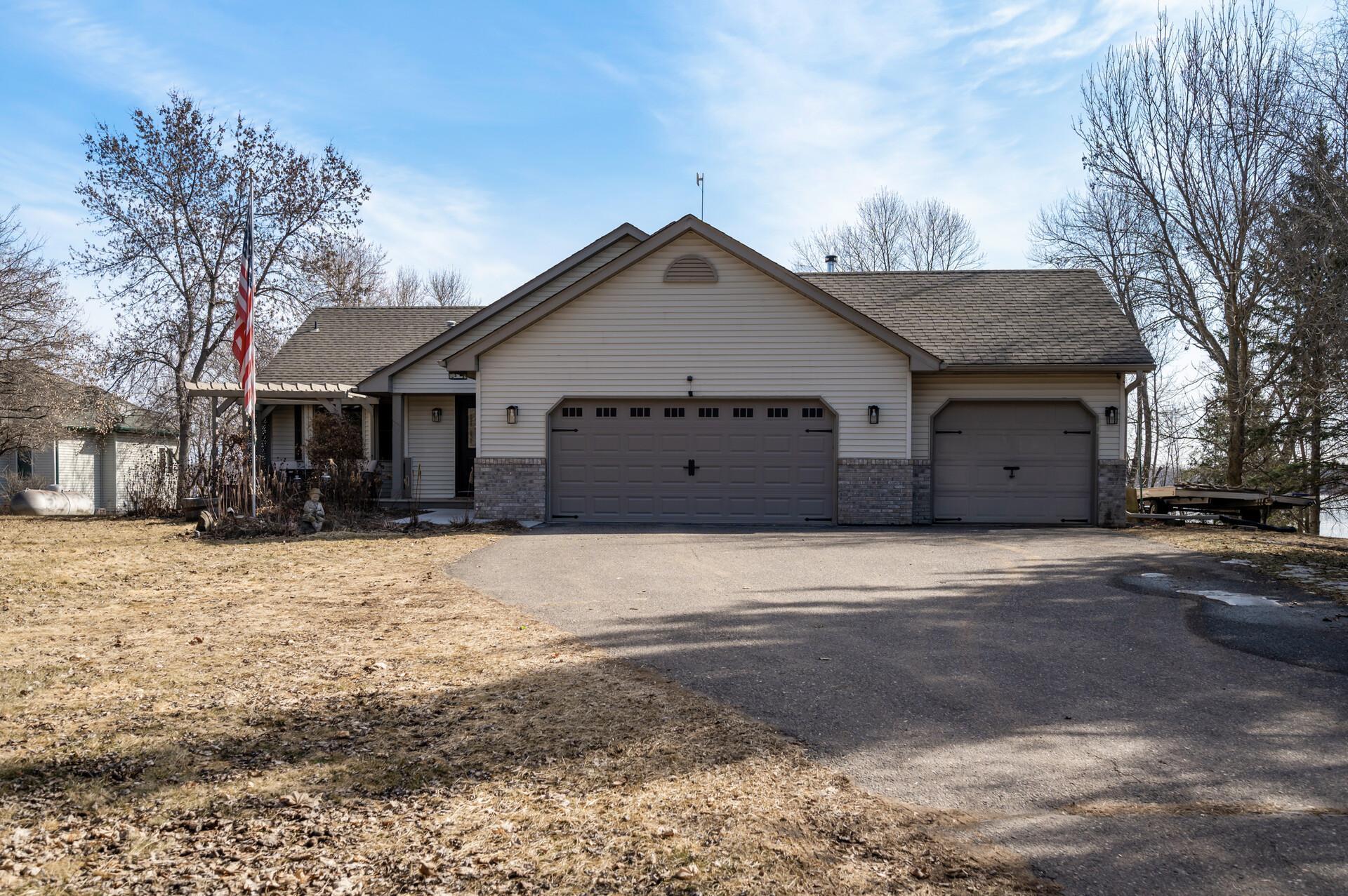 47963 Barber Drive, Stanchfield, Minnesota image 4