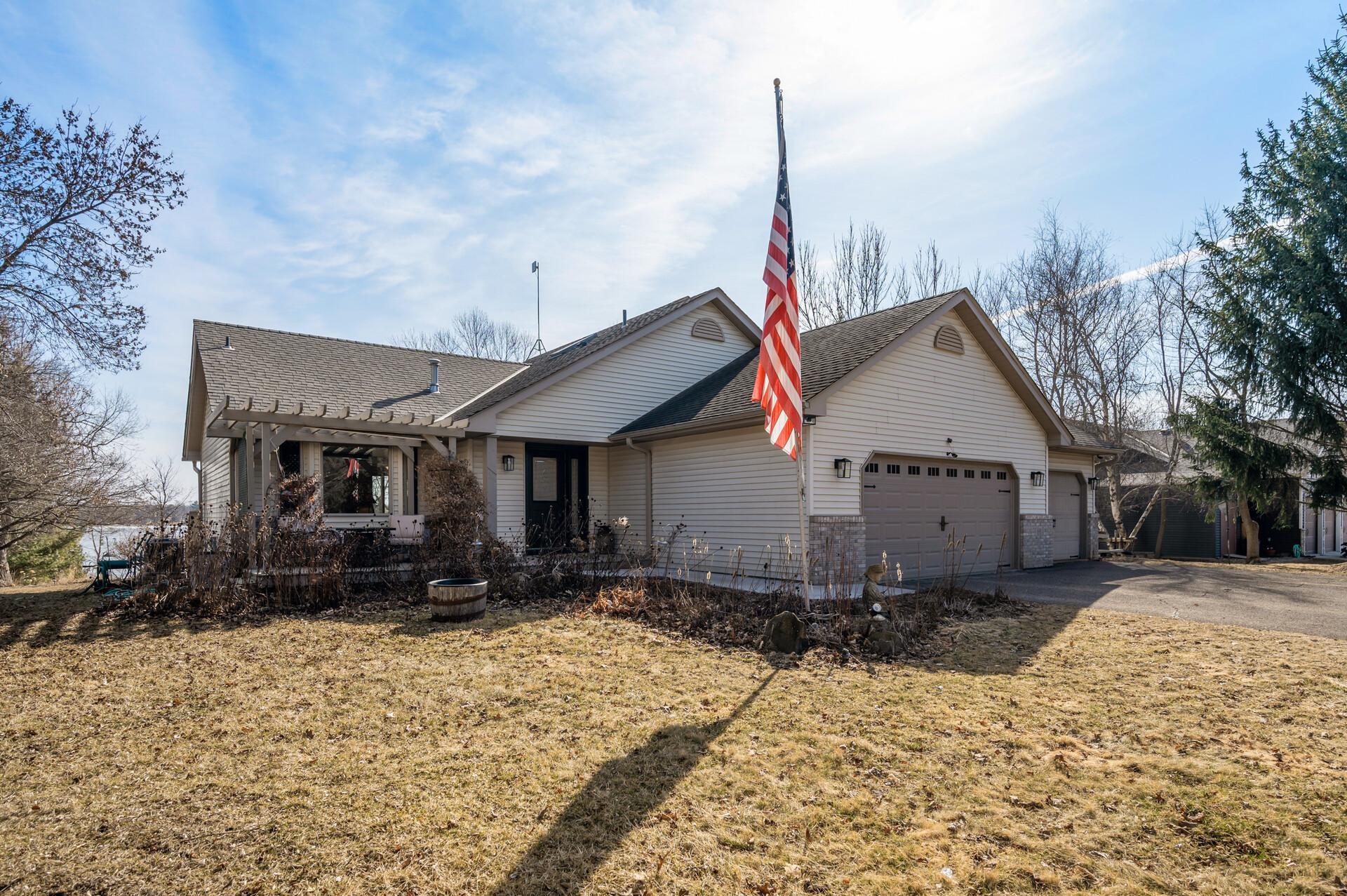 47963 Barber Drive, Stanchfield, Minnesota image 1