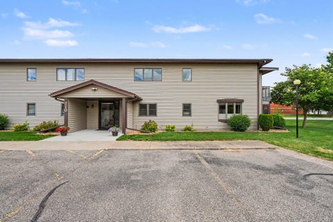 Condo For Sale - 210 Sargent Drive<br/> Red Wing, MN 55066