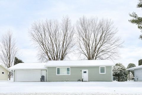 Homes For Sale - 811 12th Street<br/> Wabasha County, Wabasha, MN 55981