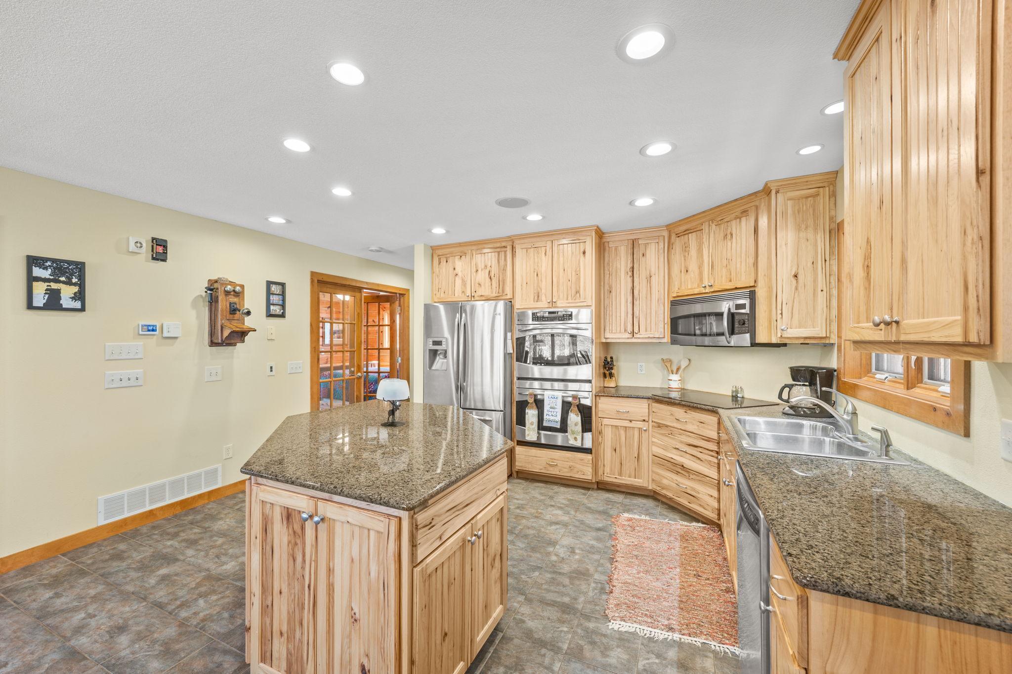 22730 577th Avenue, Litchfield, Minnesota image 8