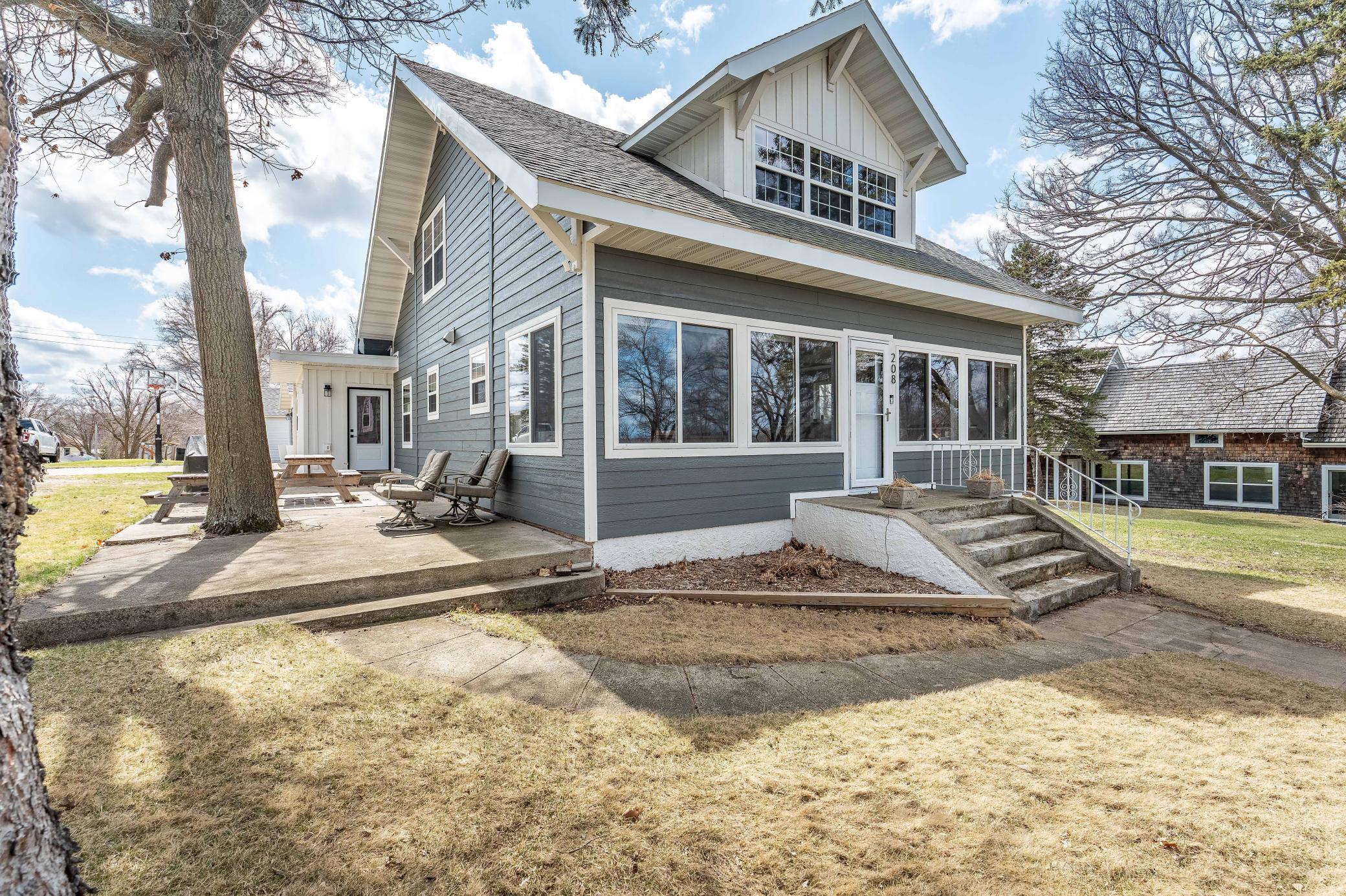 208 E Dunton Street, Battle Lake, Minnesota image 1