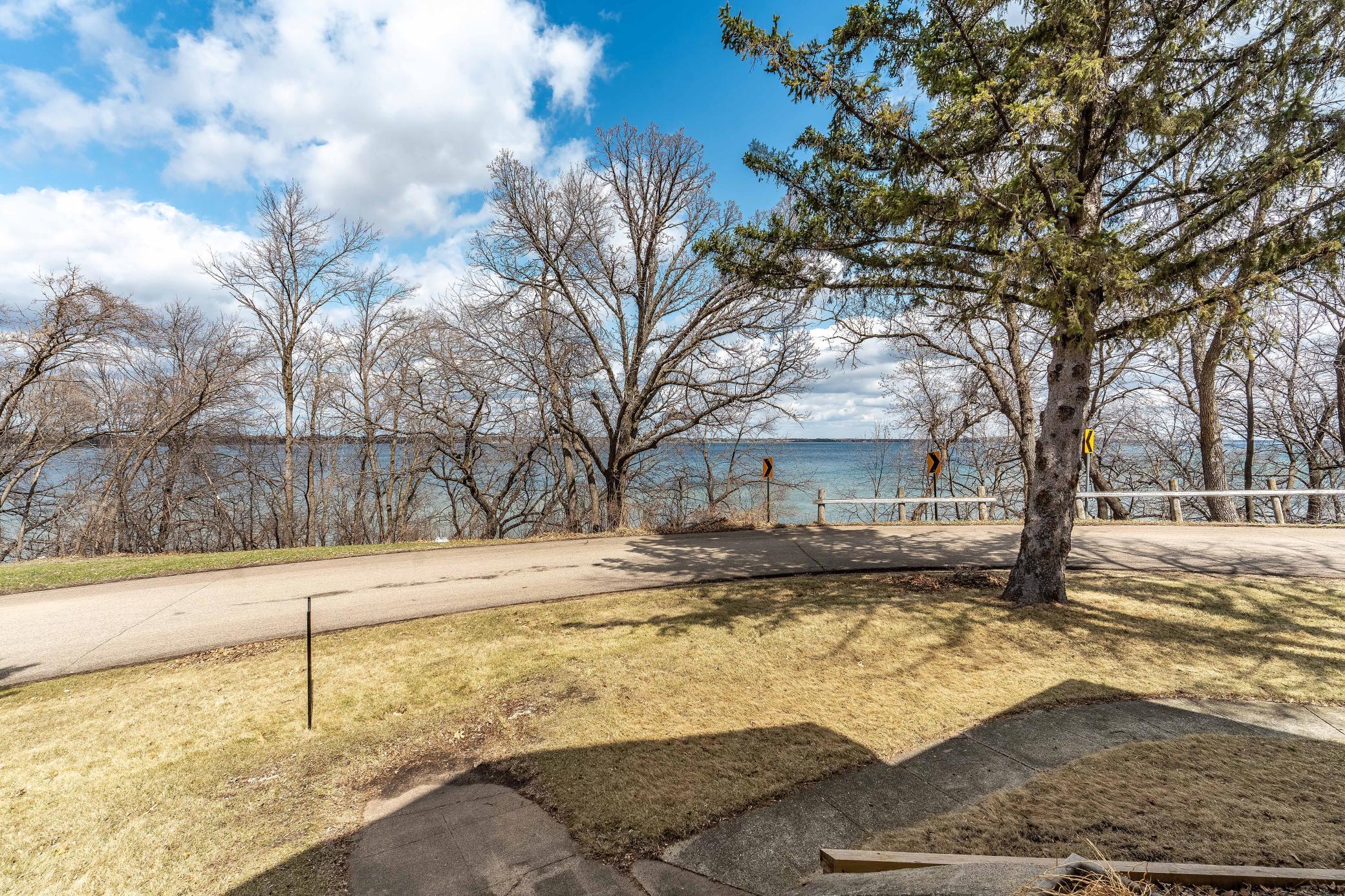 208 E Dunton Street, Battle Lake, Minnesota image 8