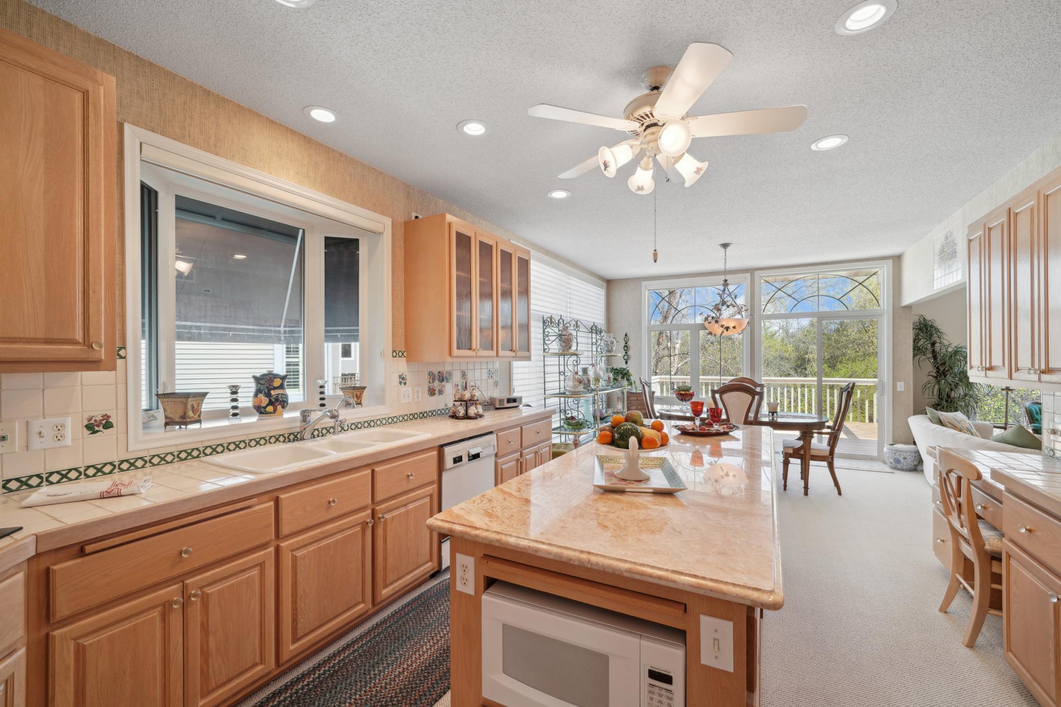786 Monet Court, Mendota Heights, Minnesota image 3