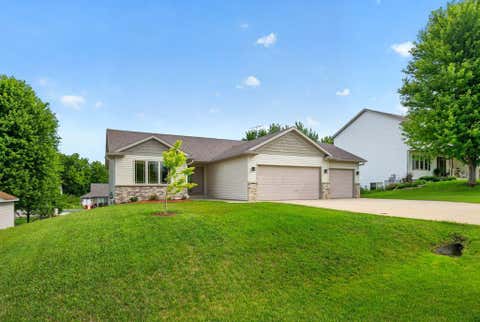 Homes For Sale - 634 8th Street<br/> Pine Island, MN 55963
