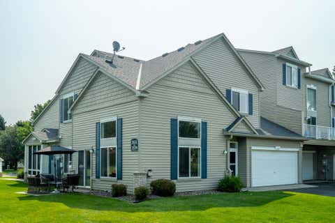 Townhouse For Sale - 3539 Abercrombie Lane<br/> Stillwater, MN 55082