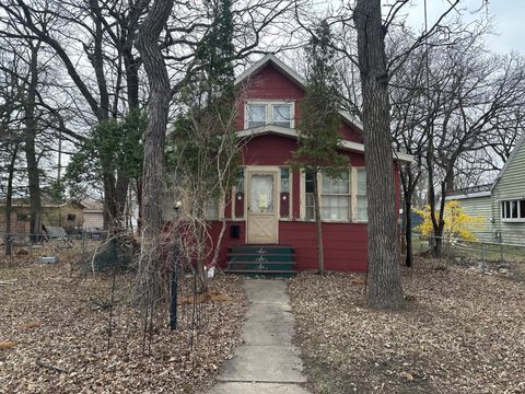 Homes For Sale - 909 7th Avenue<br/> Saint Cloud, MN 56303