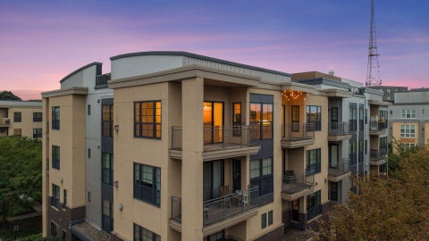 Condo For Sale - 2566 Ellis Avenue<br/> Saint Paul, MN 55114