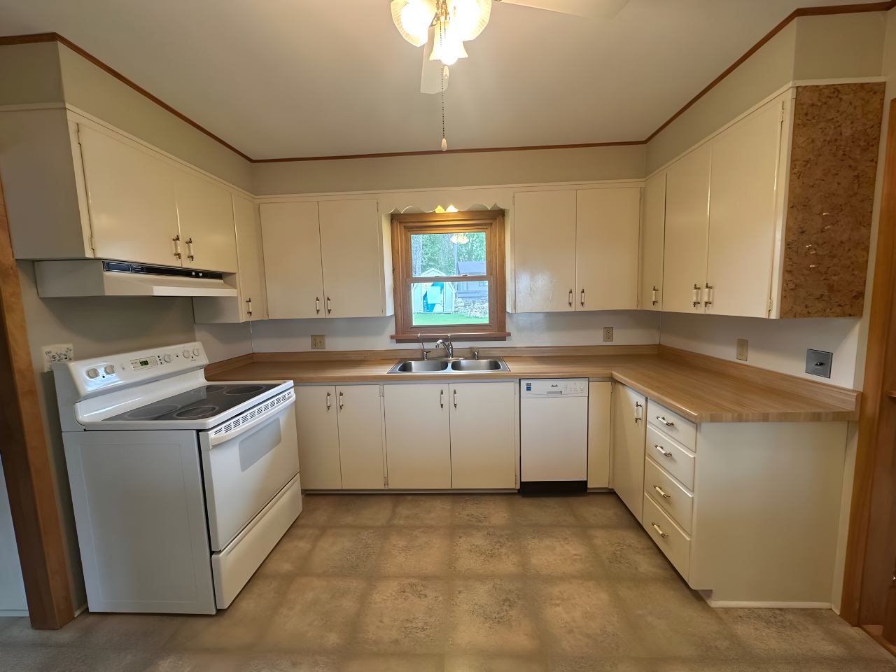 204 1st Street, Welcome, Minnesota image 16