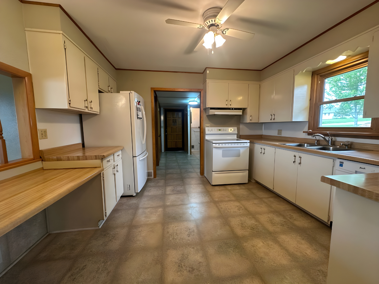 204 1st Street, Welcome, Minnesota image 14