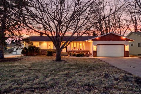 Homes For Sale - 431 Skillman Avenue<br/> Saint Paul, MN 55117