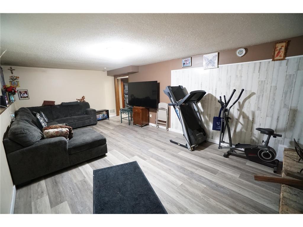 10432 Arrowhead Street, Minneapolis, Minnesota image 14