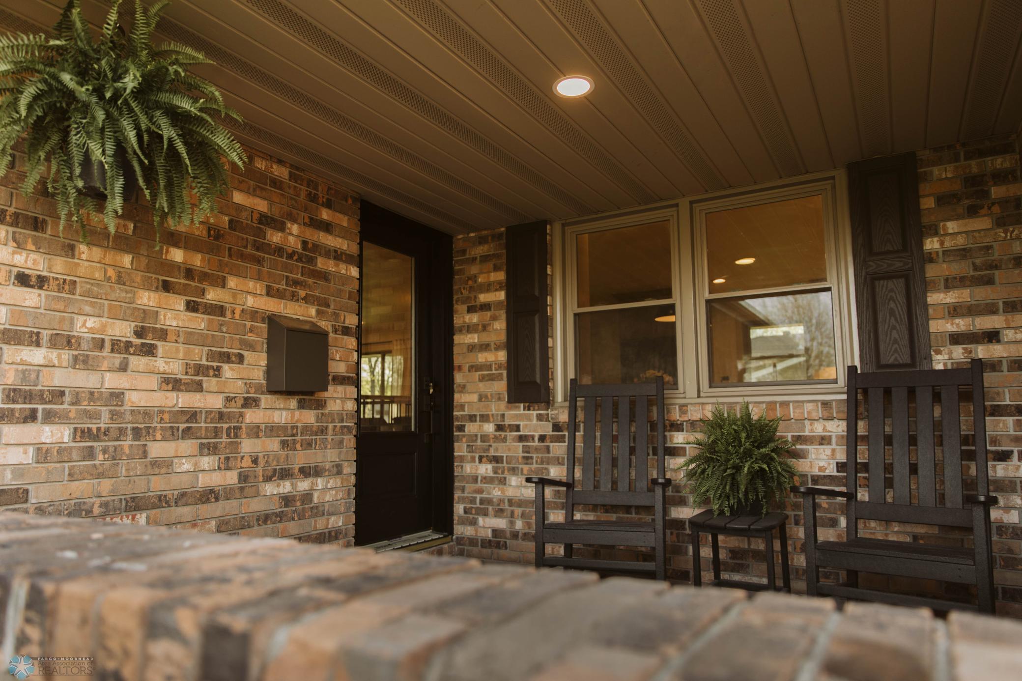 95 N Forest Avenue, Fargo, North Dakota image 4