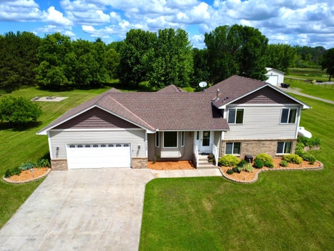 Homes For Sale - 7723 Viking Boulevard<br/> Anoka, MN 55303