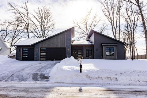 Apartment For Sale - 1885 Aspen Drive<br/> Becker County, Detroit Lakes, MN 56501