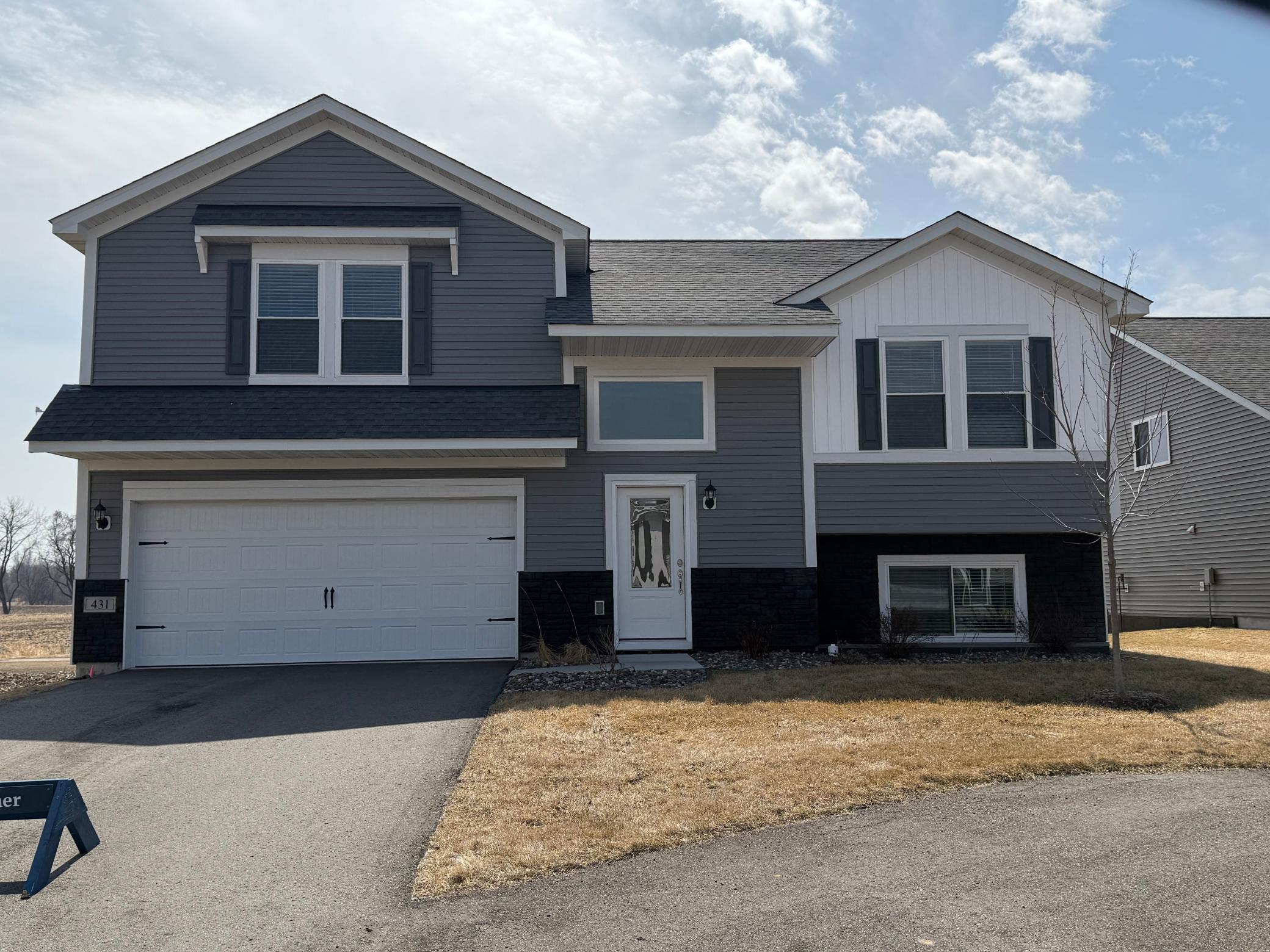 431 Valley Drive, Annandale, Minnesota image 1