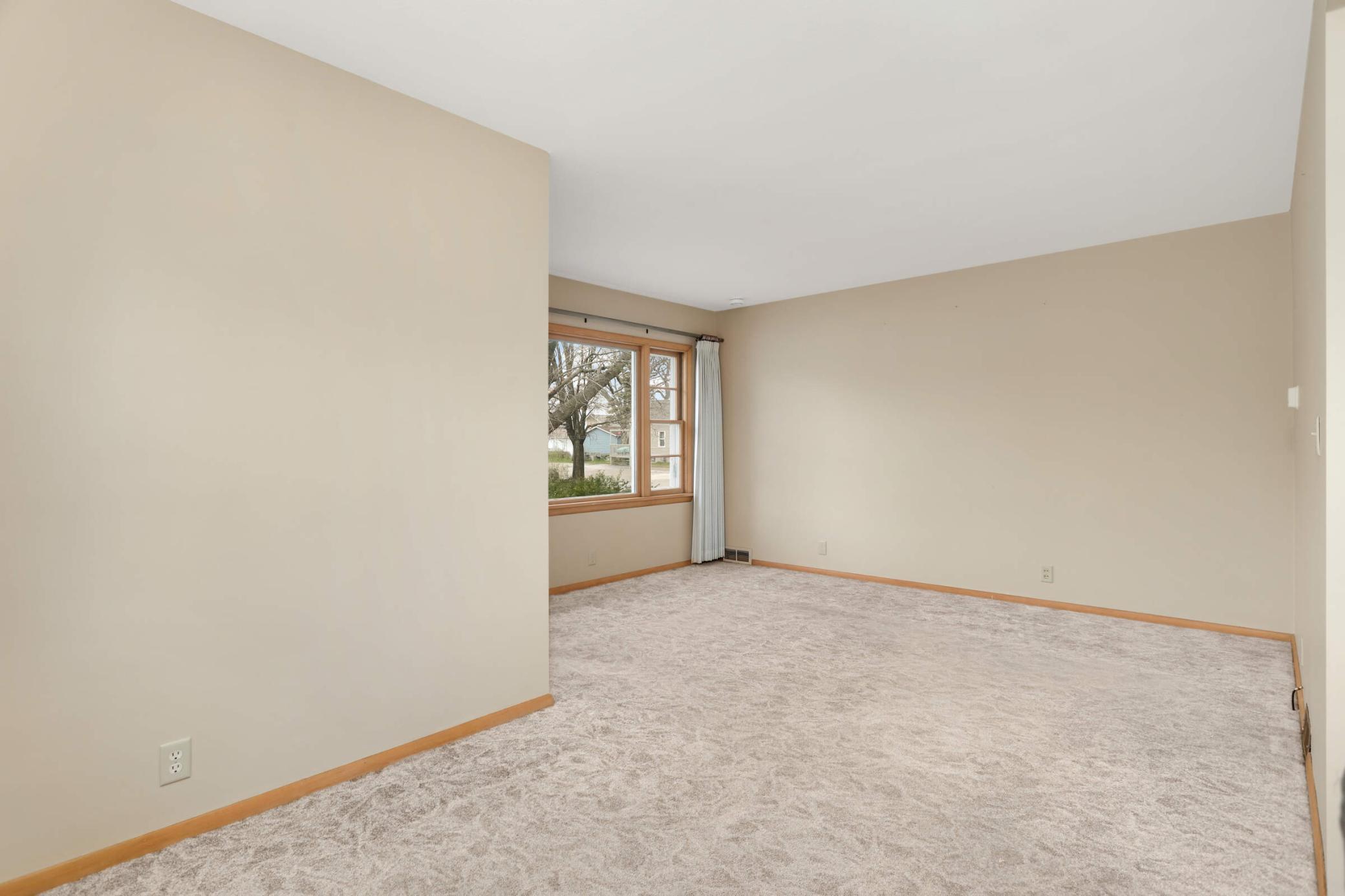 445 4th Avenue, Milaca, Minnesota image 6