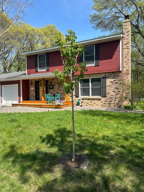 Homes For Sale - 26215 Freeport Avenue<br/> Wyoming, MN 55092