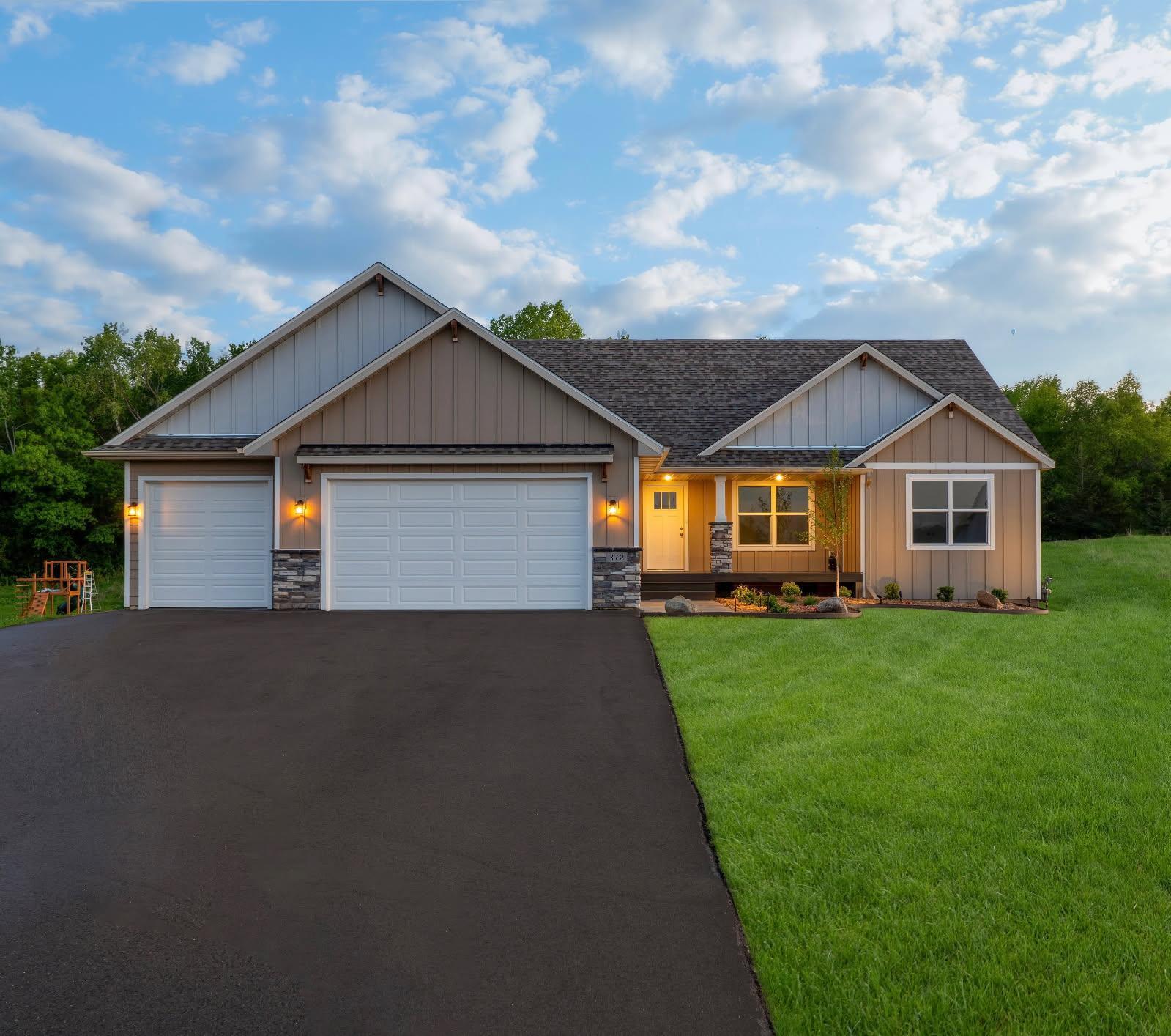 372 Moelter Lane, Hudson, Wisconsin image 1