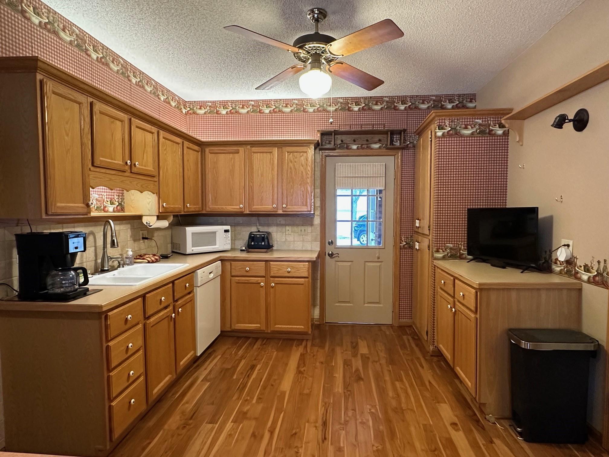 406 S Rum River Drive, Princeton, Minnesota image 6