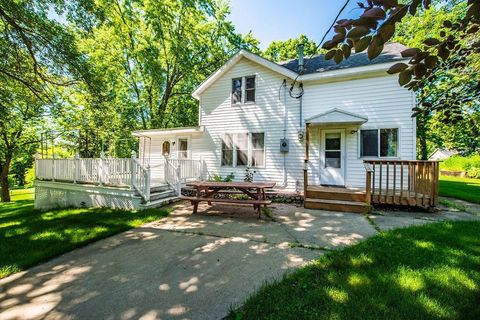 Apartment For Sale - 108 3rd Street<br/> Swanville, MN 56382