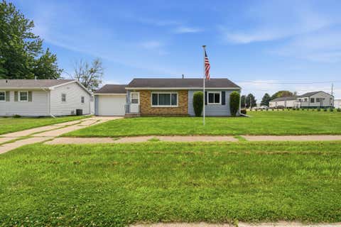 Homes For Sale - 1027 Sioux Avenue<br/> Fairmont, MN 56031