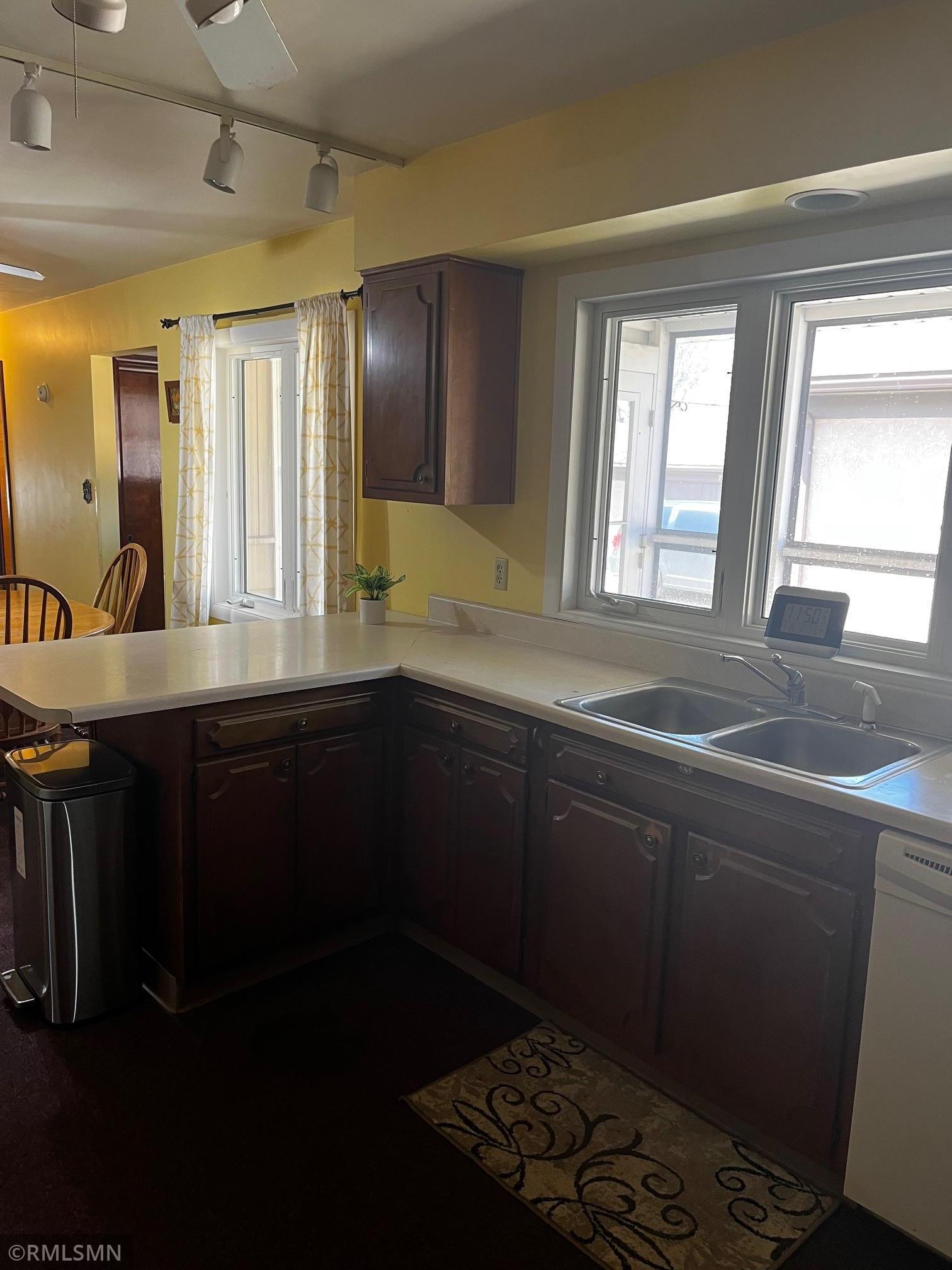 712 9th Street, Virginia, Minnesota image 6