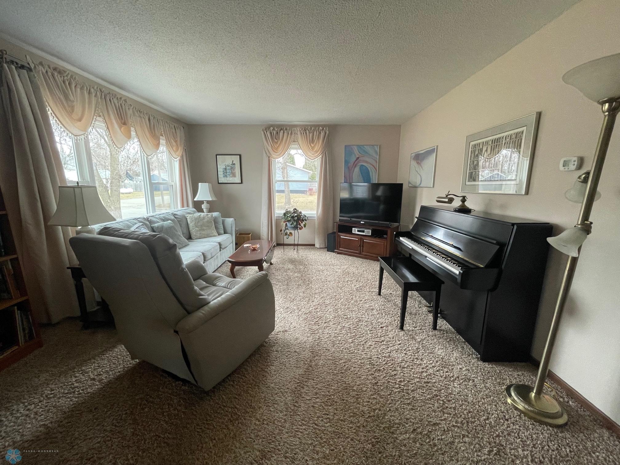408 Elm Avenue, Wyndmere, North Dakota image 13