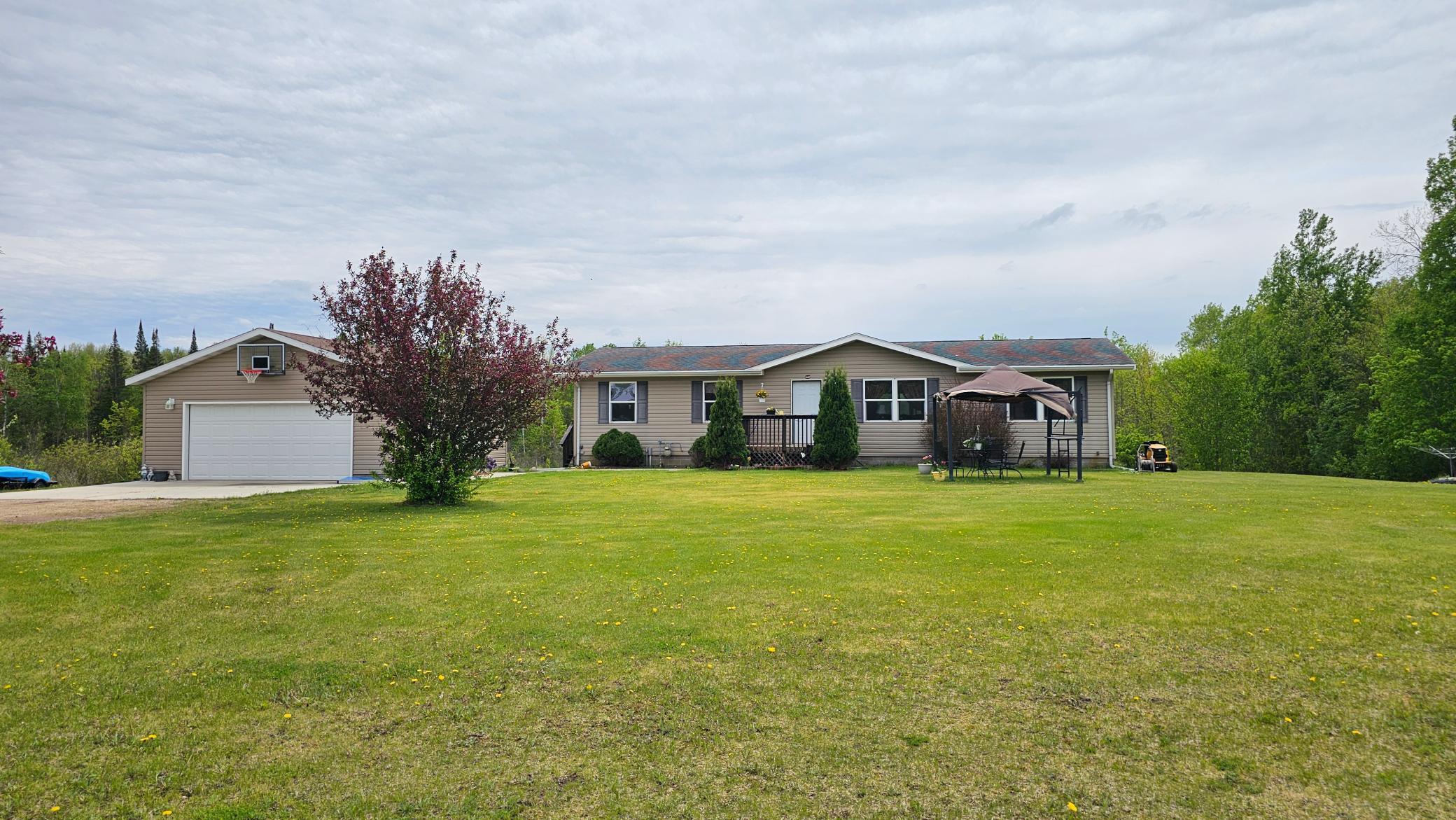 15639 390th Street, Bagley, Minnesota image 1
