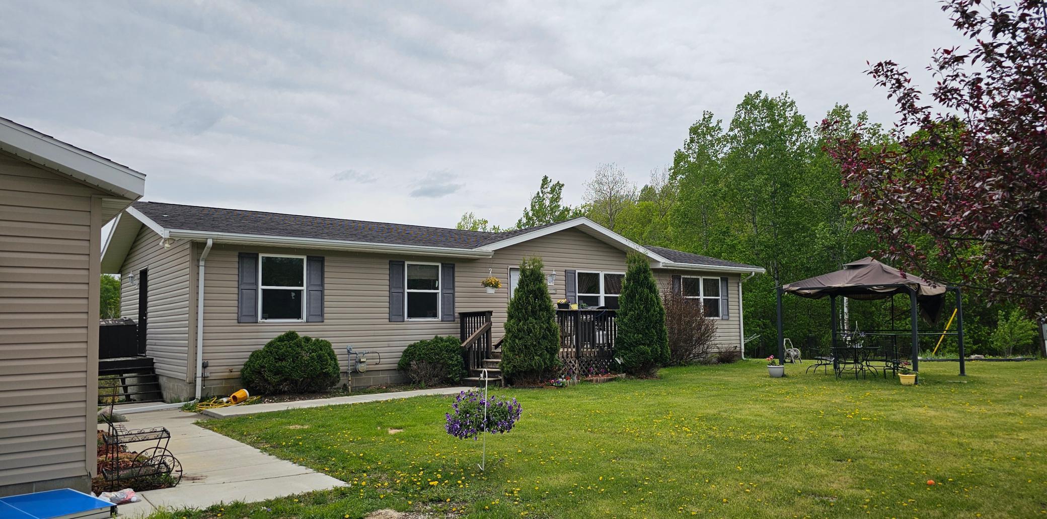 15639 390th Street, Bagley, Minnesota image 2