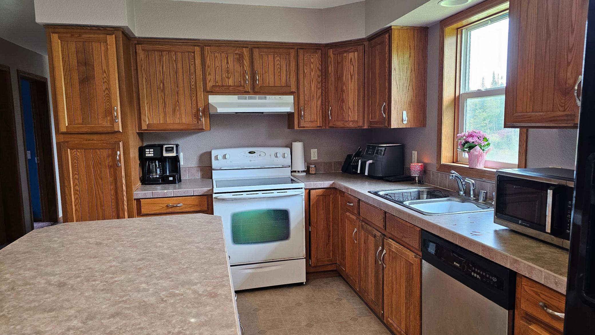 15639 390th Street, Bagley, Minnesota image 4
