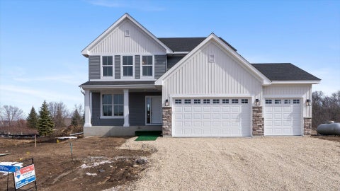Homes For Sale - 2018 Lusitano Street<br/> Scott County, Shakopee, MN 55379