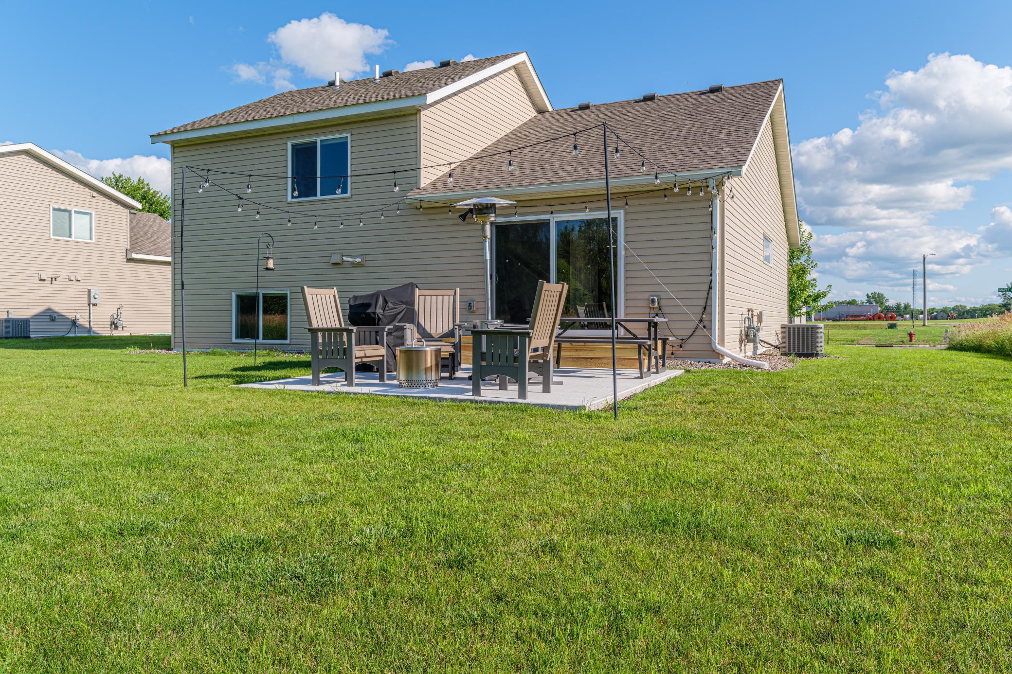 1701 Maple Leaf Lane, Litchfield, Minnesota image 21