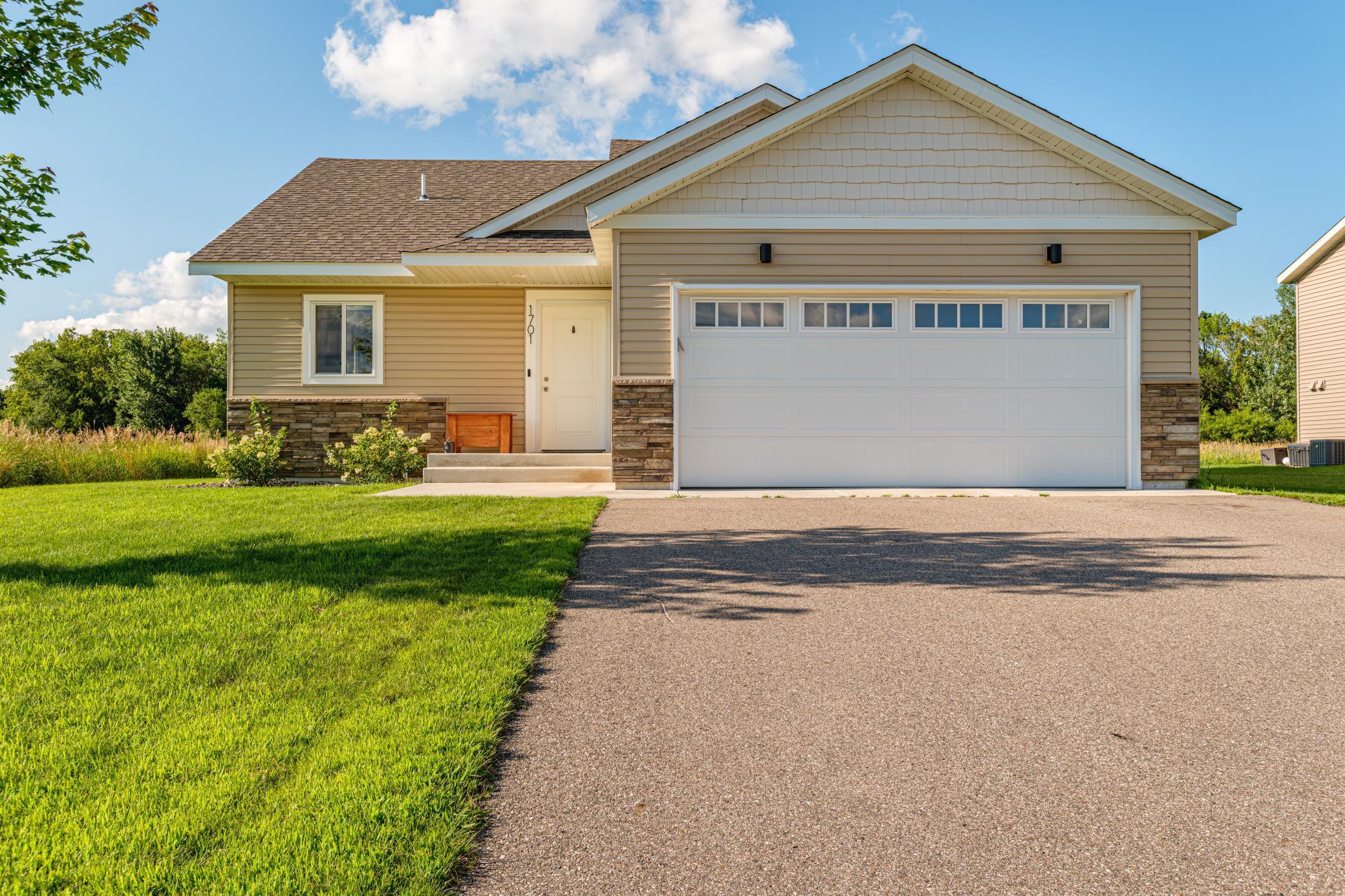 1701 Maple Leaf Lane, Litchfield, Minnesota image 4