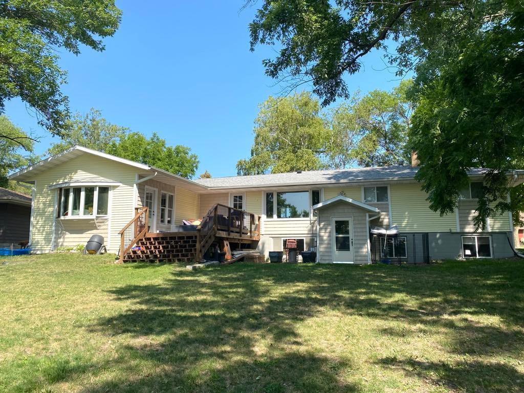 915 W 4th Street, Morris, Minnesota image 5