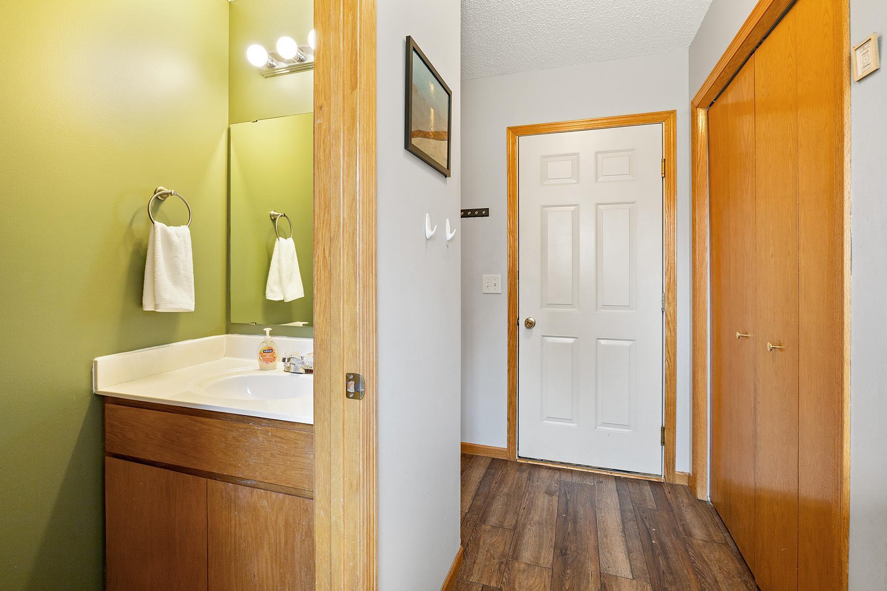 1067 Kinder Drive, Waconia, Minnesota image 12