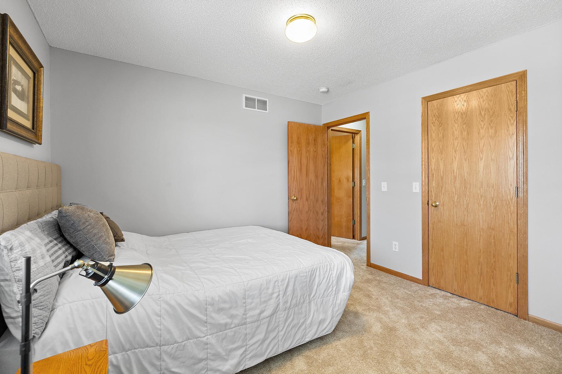 1067 Kinder Drive, Waconia, Minnesota image 20