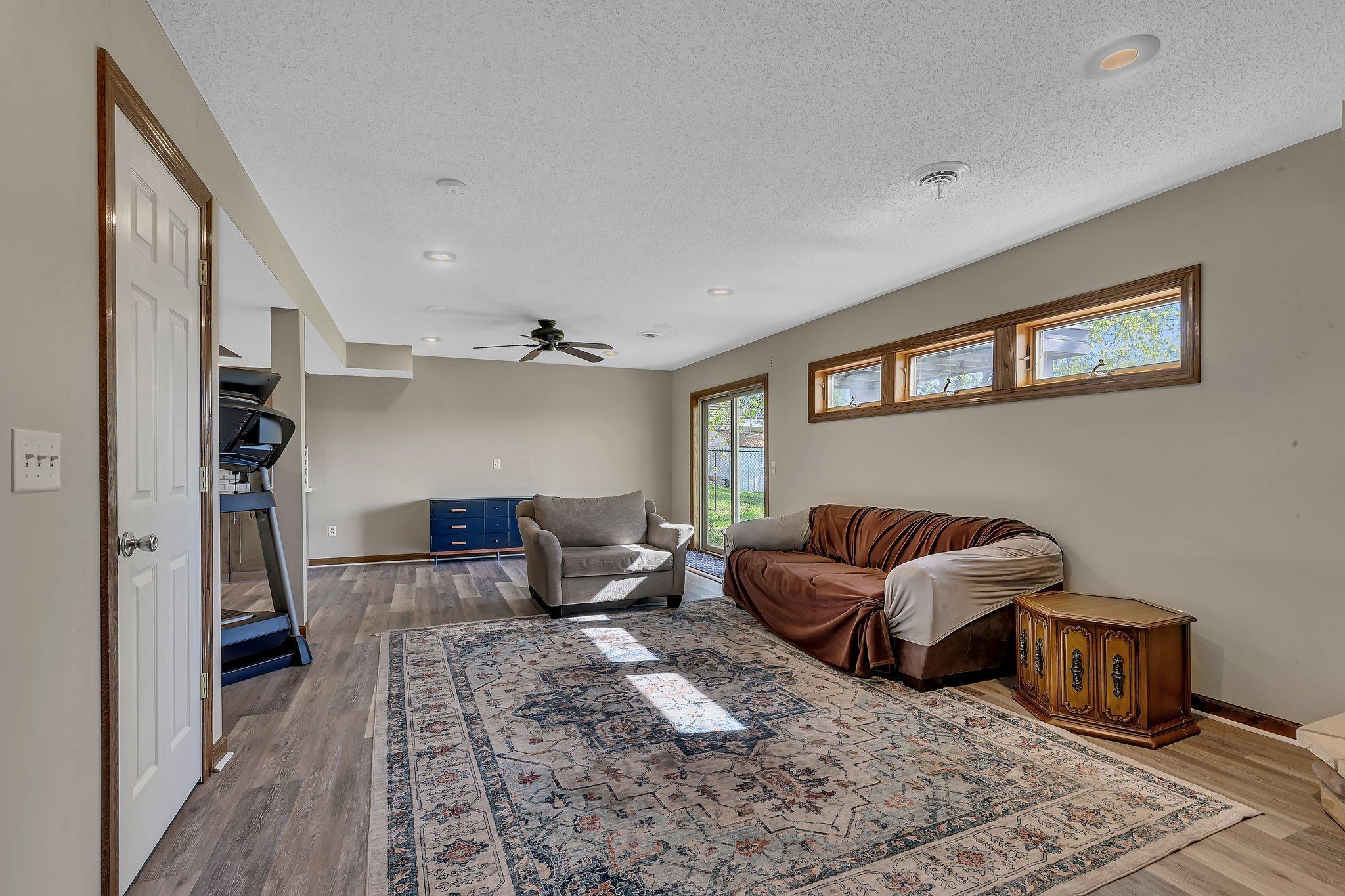 7320 Deer Pass Drive, Hugo, Minnesota image 24