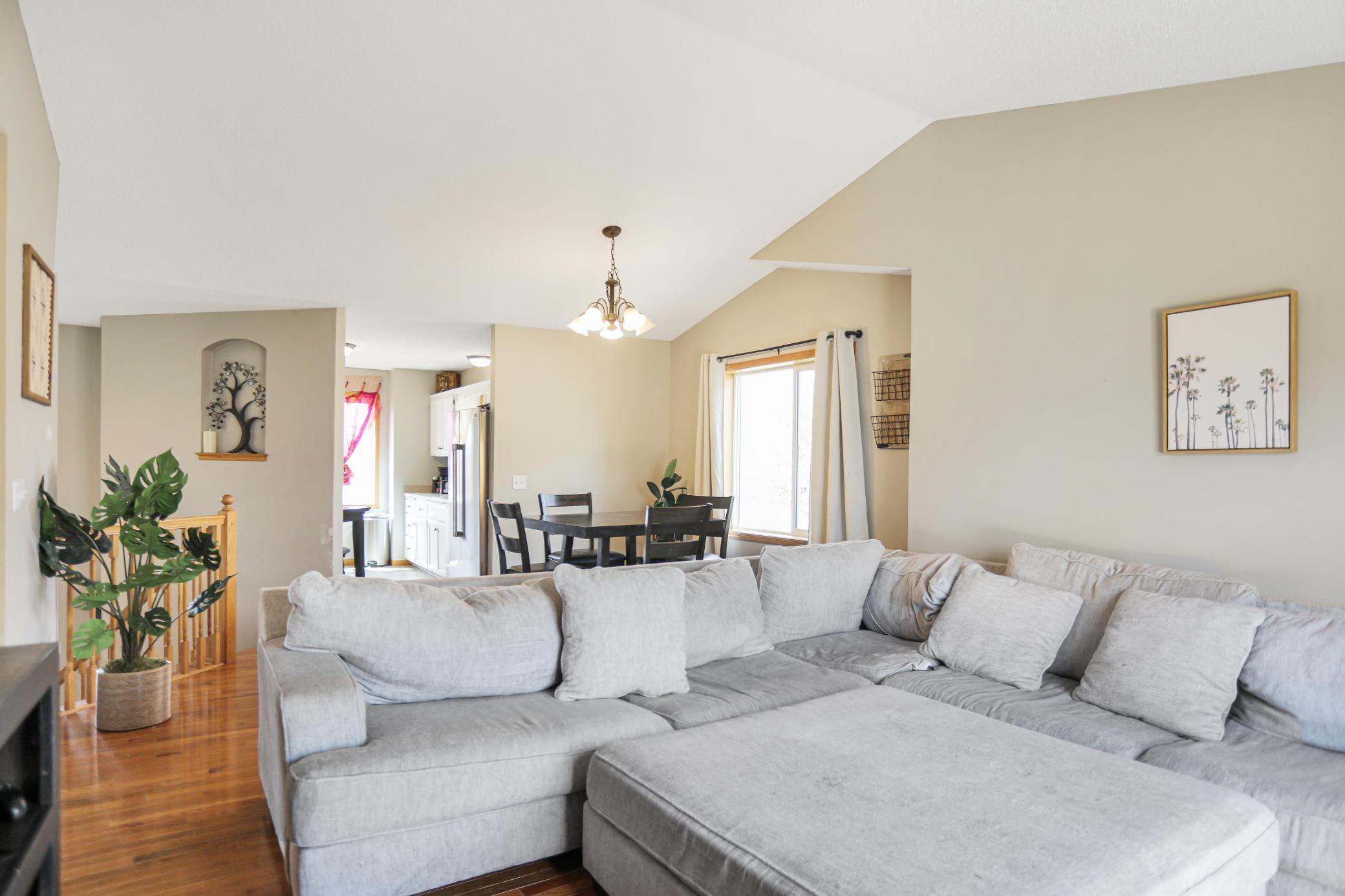 202 Dresden Alcove, Waverly, Minnesota image 3