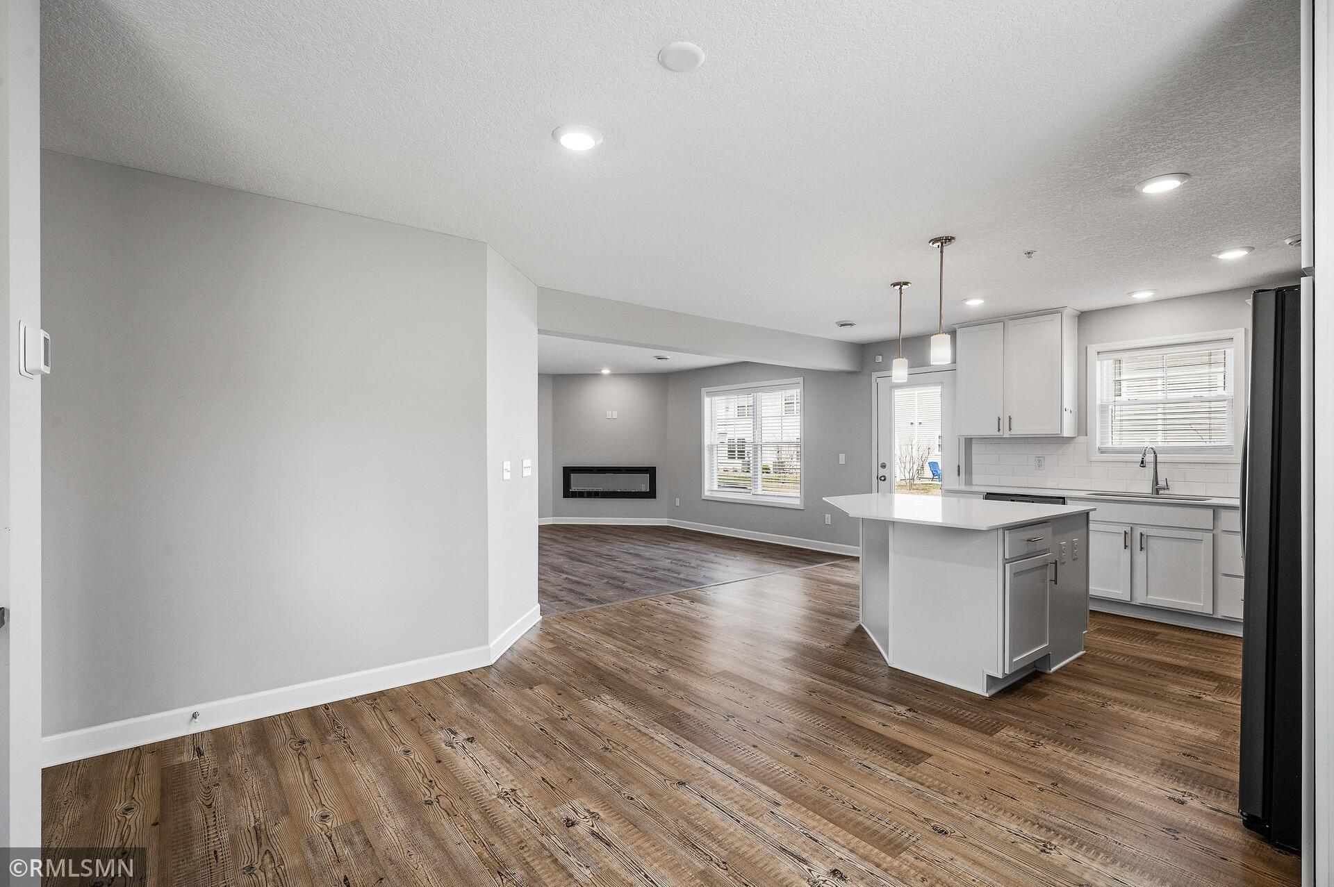 2173 Heron Court, Hugo, Minnesota image 6