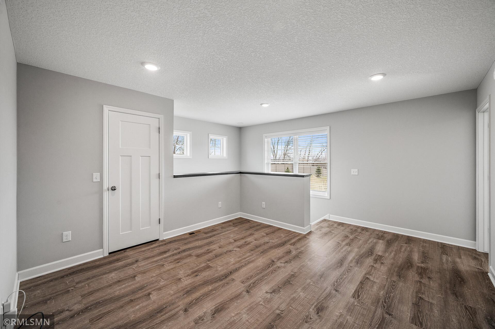 2173 Heron Court, Hugo, Minnesota image 18