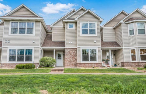 Townhouse For Sale - 12178 Yancy Street<br/> Minneapolis, MN 55449