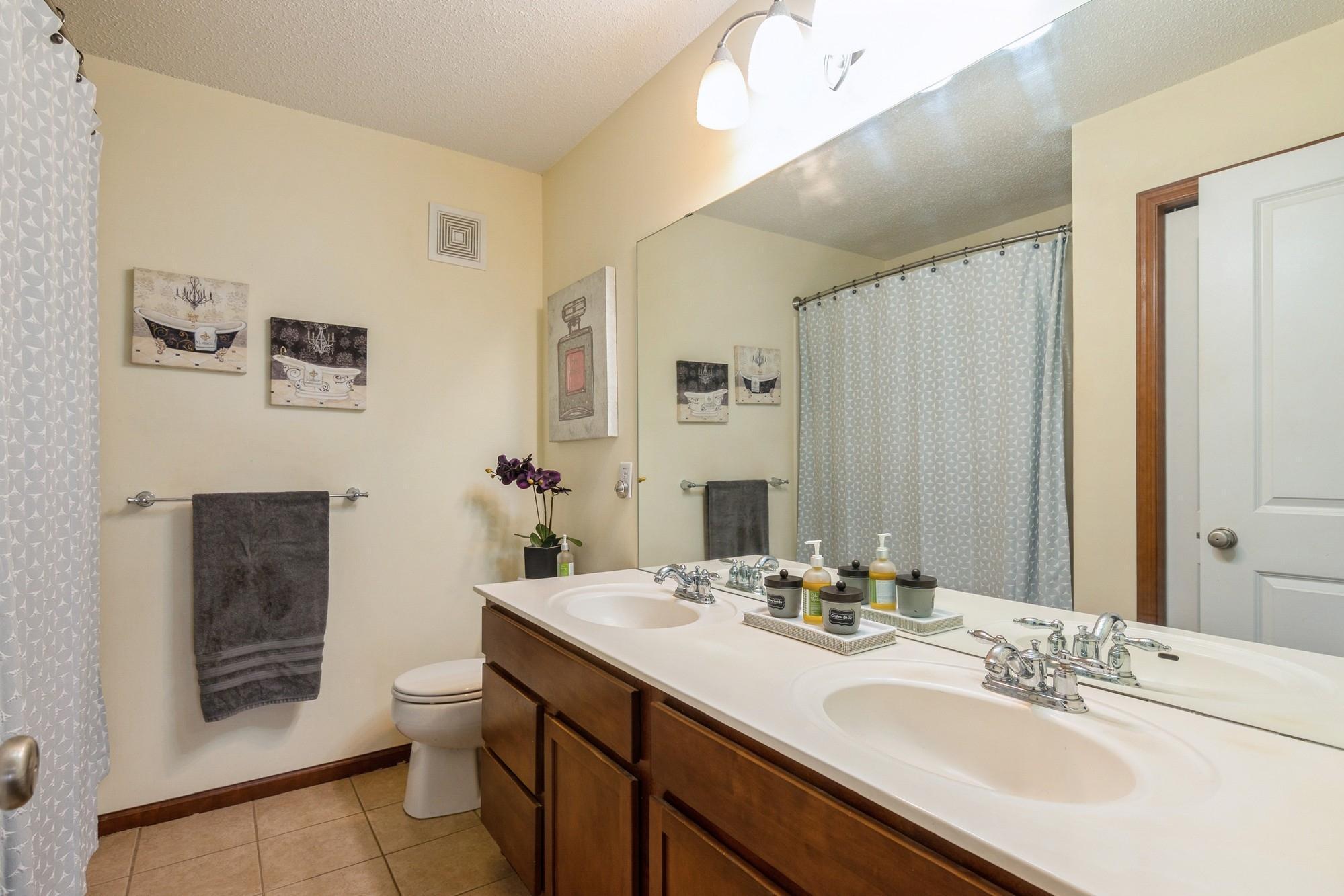 5113 Fairpoint Drive, Hugo, Minnesota image 22
