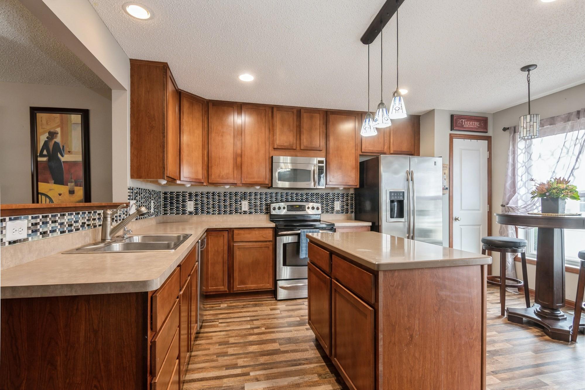 5113 Fairpoint Drive, Hugo, Minnesota image 9