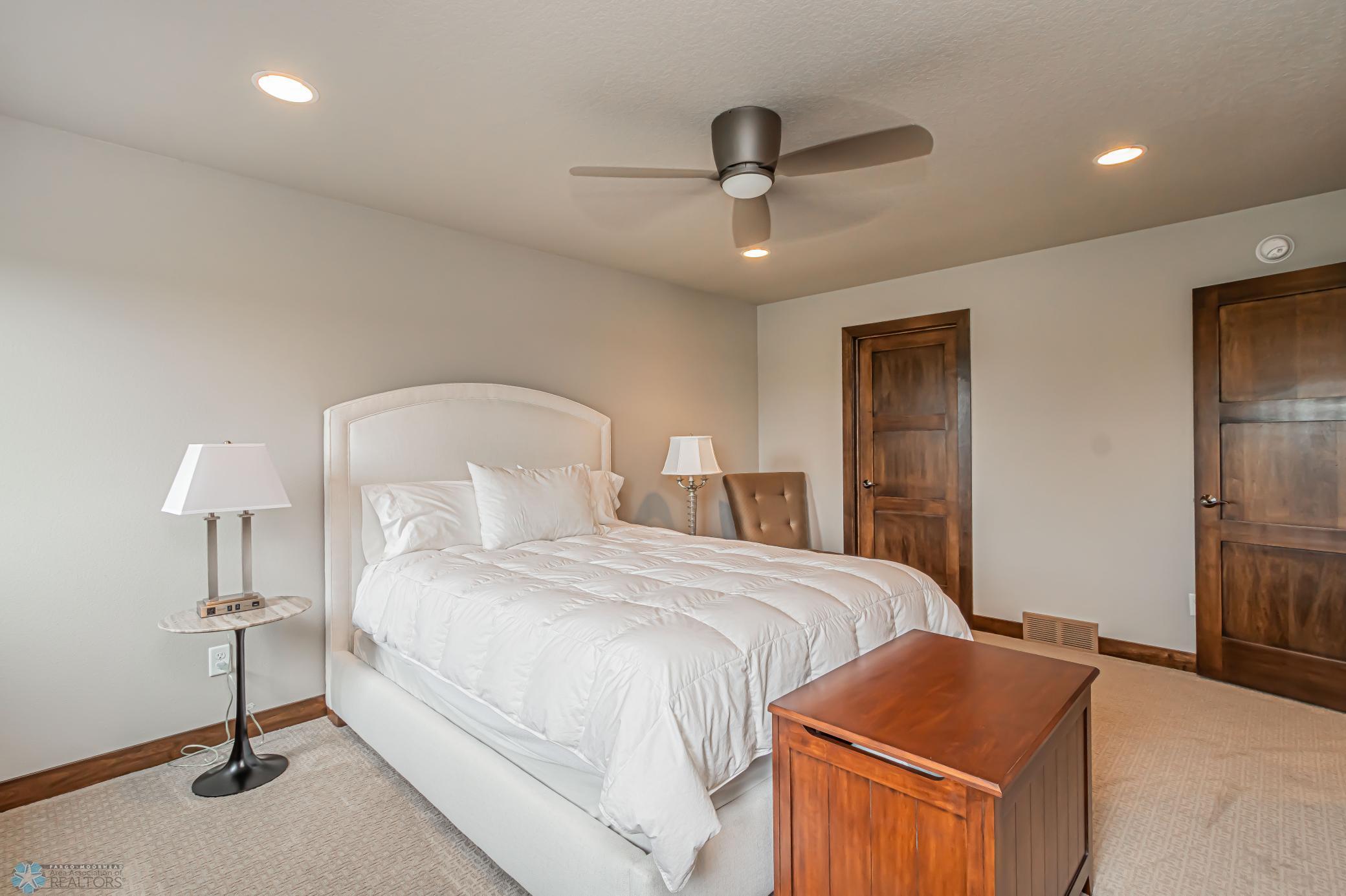 5076 Prosperity Way, Fargo, North Dakota image 37