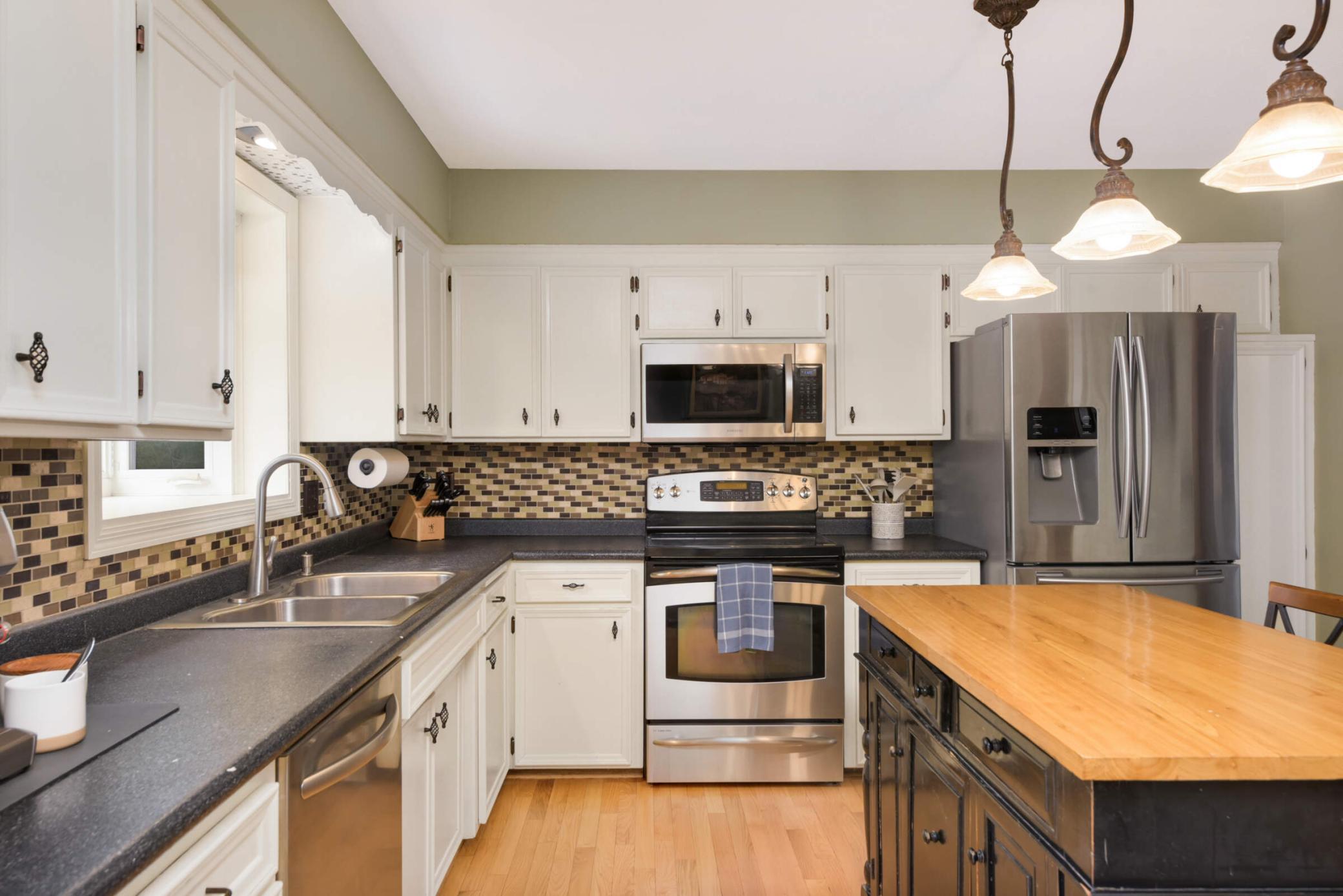 12730 Portland Circle, Burnsville, Minnesota image 13