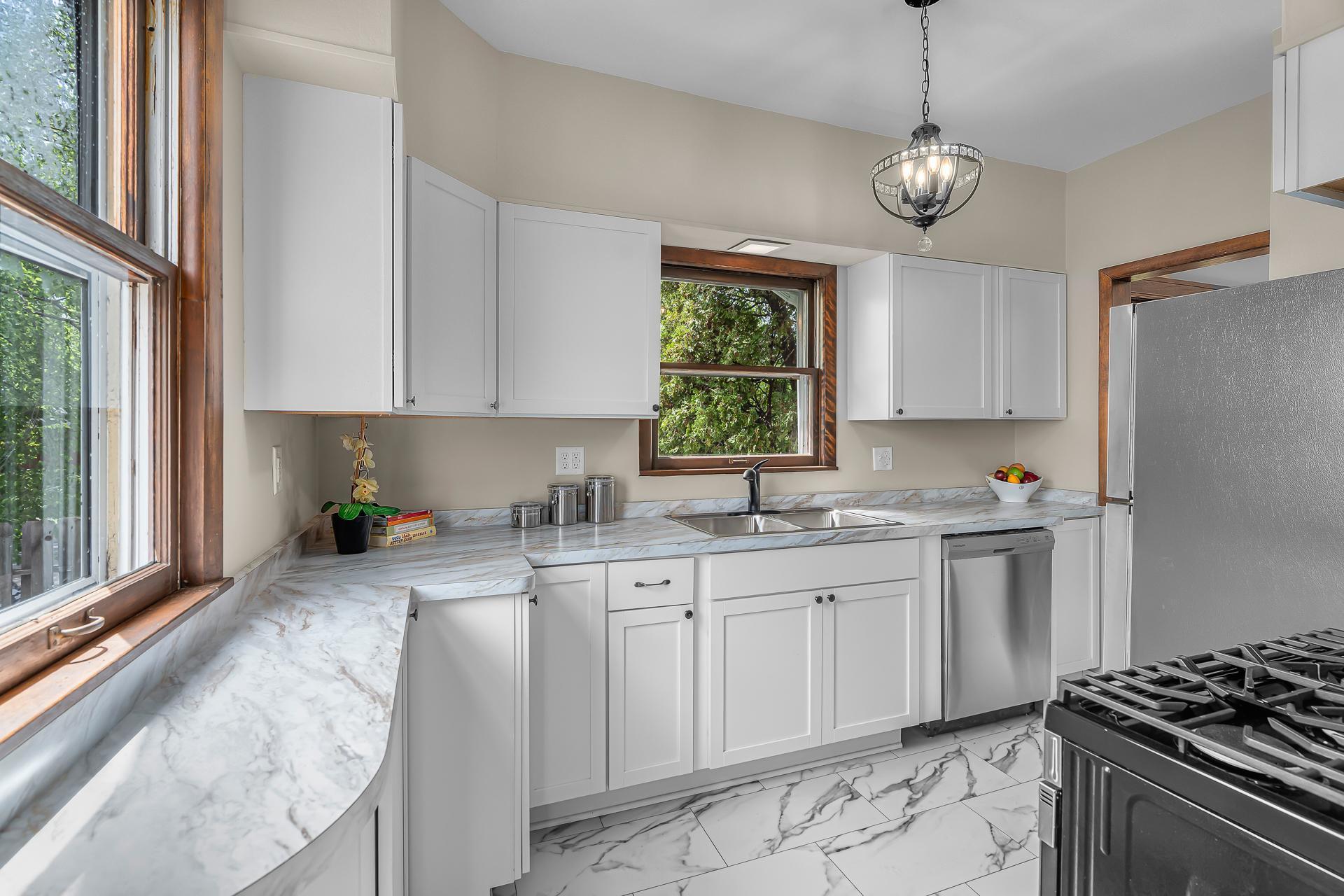 1156 Charles Avenue, Saint Paul, Minnesota image 21