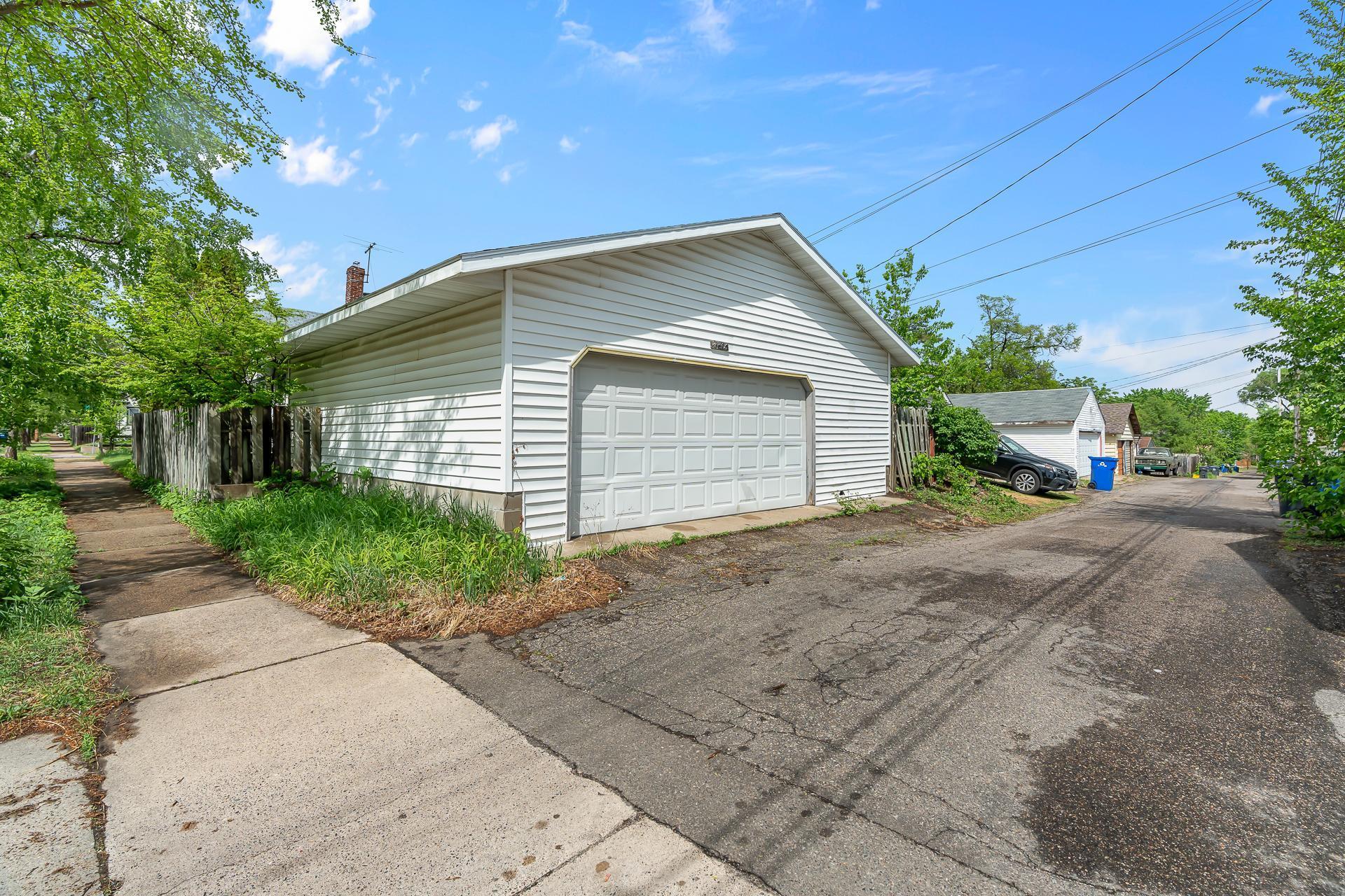 1156 Charles Avenue, Saint Paul, Minnesota image 9