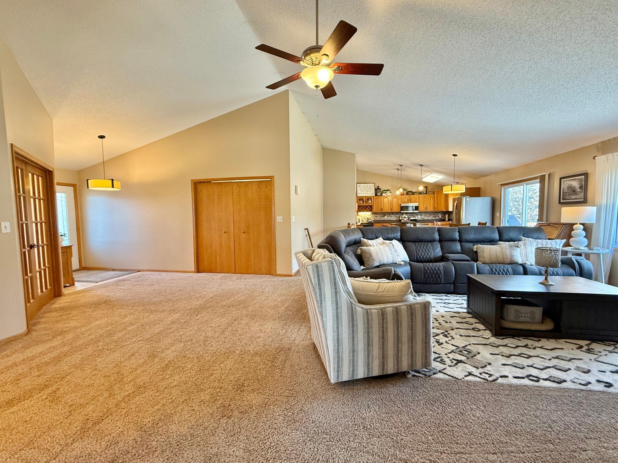 1909 Nelson Drive, Thief River Falls, Minnesota image 10